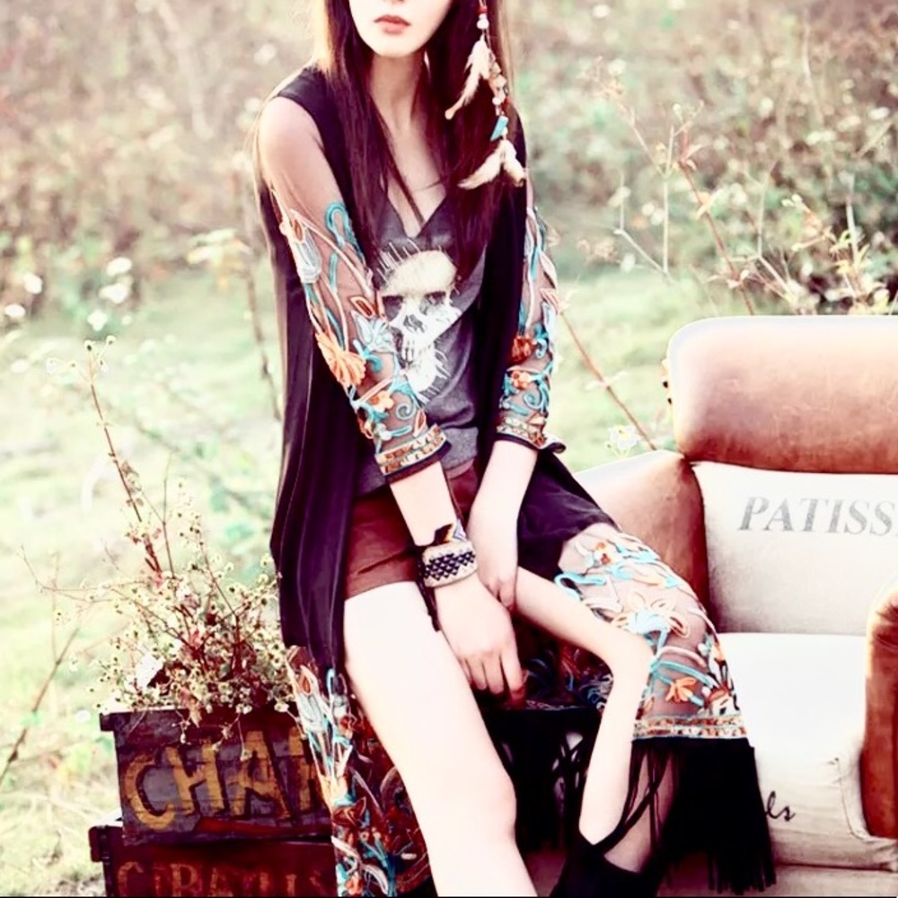 Black Embroidery Kimono with Fringes - Picture 2 of 8